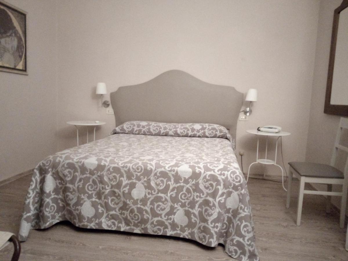 Hotel Stipino Lucca Eksteriør billede