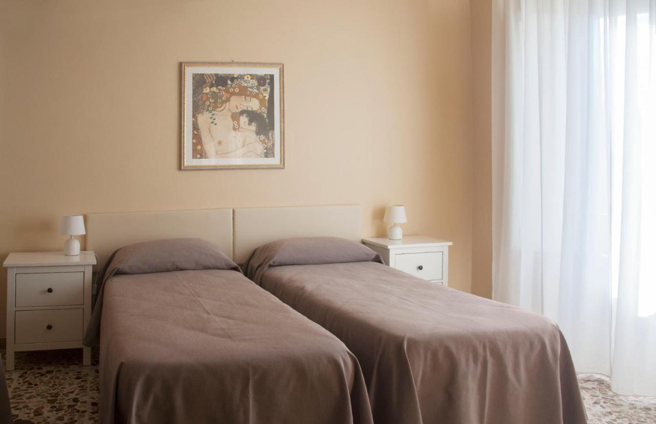 Hotel Stipino Lucca Eksteriør billede